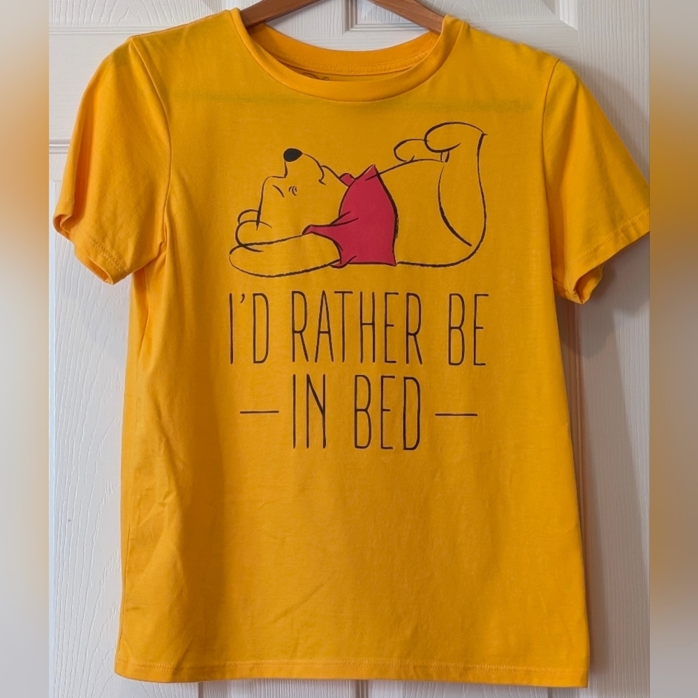 💥SALE💥 Disney Bright Yellow Winnie The Pooh Graphic Tee Small